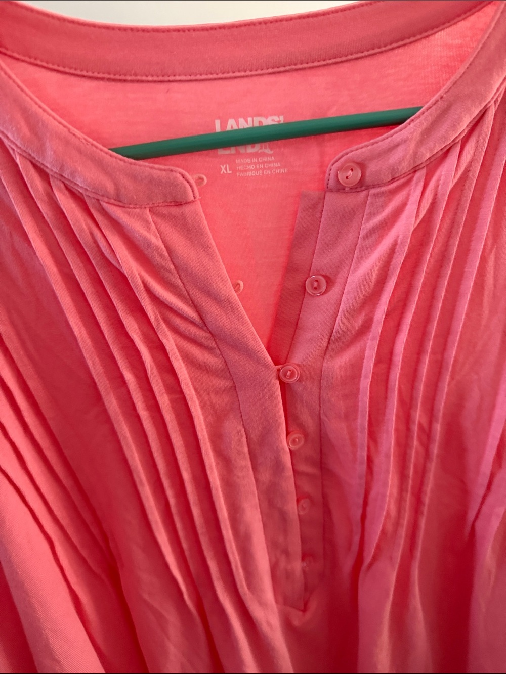 Lands' End pink/Coral Pintuck Button-Front Blouse. XL. nwot - Picture 3 of 7
